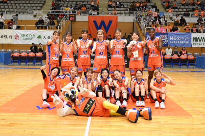 img_albirex_bb 1.jpg